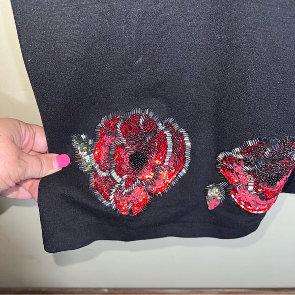 FRENCH CONNECTION black zip up dress with beaded rose details 0 - Picture 3 of 5